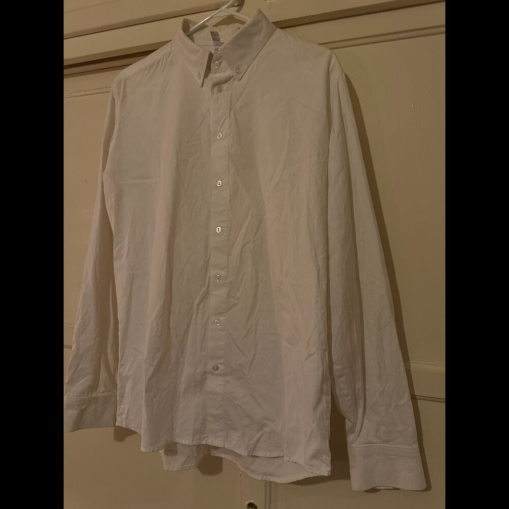 American Apparel | 100% Cotton White button down dress shirt | Medium (M)